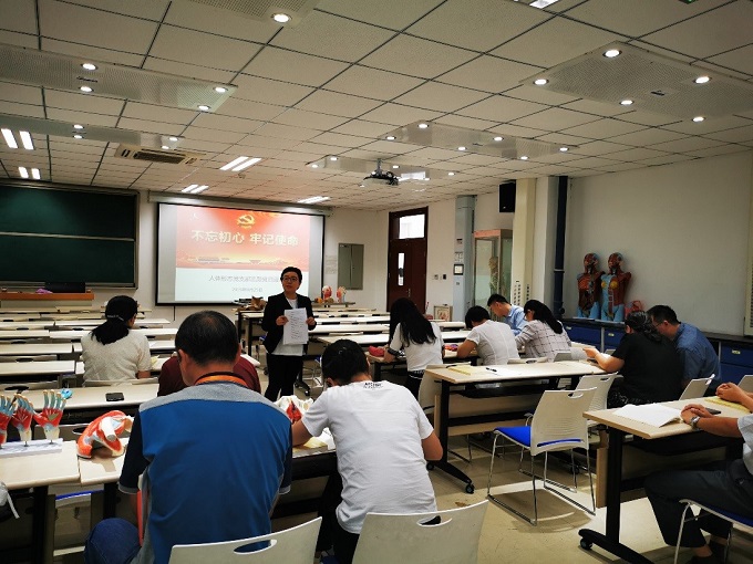 1569590110557042119.jpg zt1.jpg