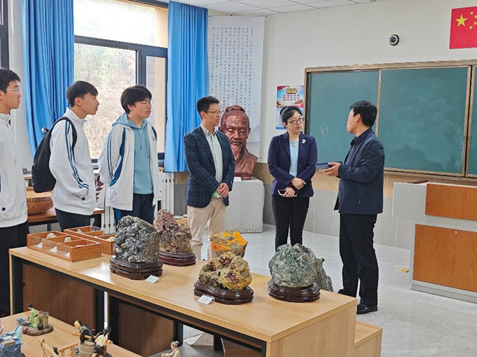 1713847960610010675.jpg 3.jpg